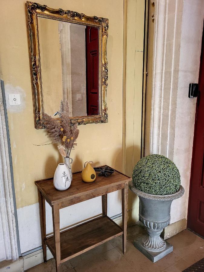 Appartamento L'Antre Des Papes Avignone Esterno foto